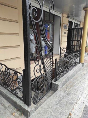 Без комиссии. Фасадное помещение на Бунина 20. Хороший ремонт, 210 м2. - фото 1