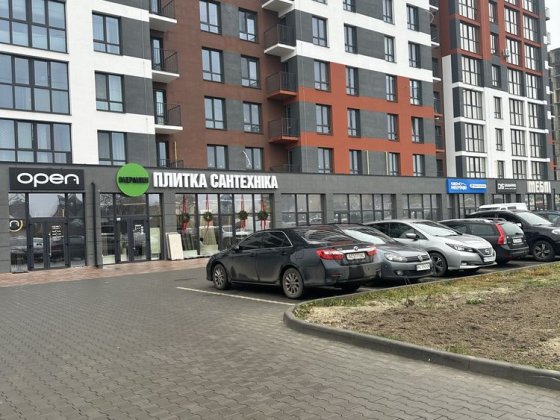 Комерційне приміщення Липины