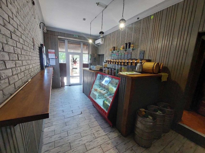 Комерційна нерухомість - фото 1