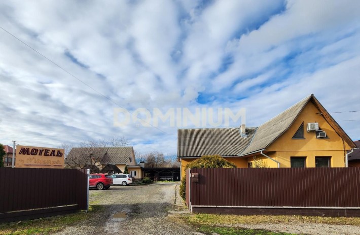 Продається готельний комплекс в м. Тячів - фото 1