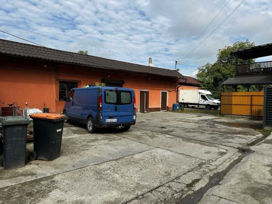 Продається діюча пекарня в м. Тячів Тячев