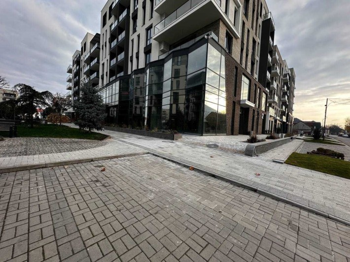 Продаж комерційного приміщення у Скайсіті - фото 1