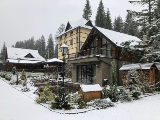 Гостиничный комплекс (отель) Микуличин