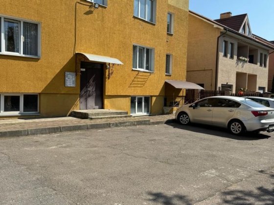 Продаж/обмін на авто Підвальне приміщення 145кв. Угринов