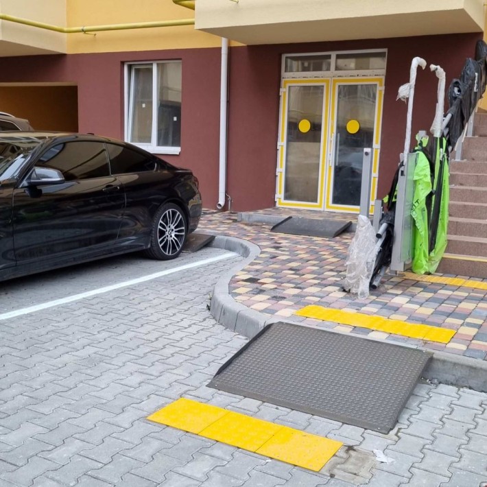 ЖК "Київський Маєток". Помещение на первом этаже, 42м2. - фото 1