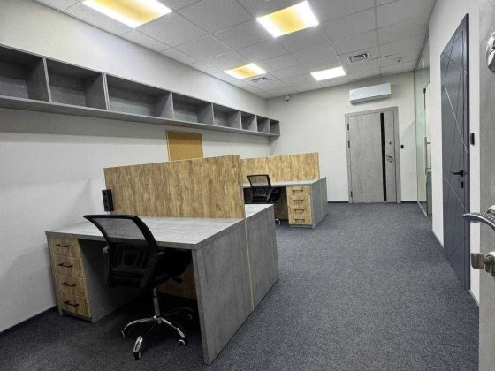 Продаж комерційного приміщення з ремонтом, можна під офіс Софиевская Борщаговка