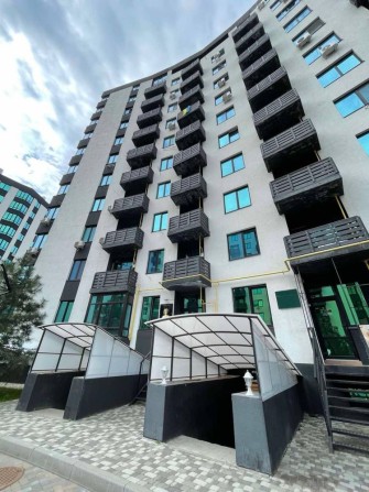 Продам два приміщення в Уютному Кварталі! Канатний парк! - фото 1