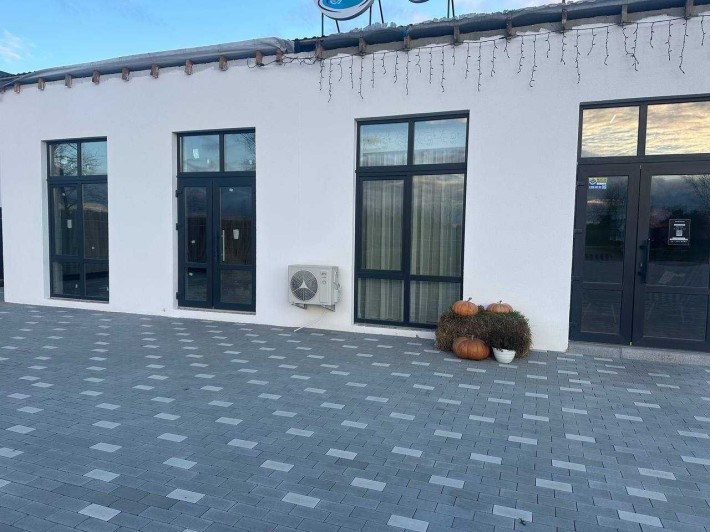 Комерційне приміщення 32 кв.м в котеджному містечку. Пухівка, Рожни - фото 1