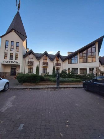 Продам готель 2200м2 в елітному котеджному містечку Северинівка. - фото 1