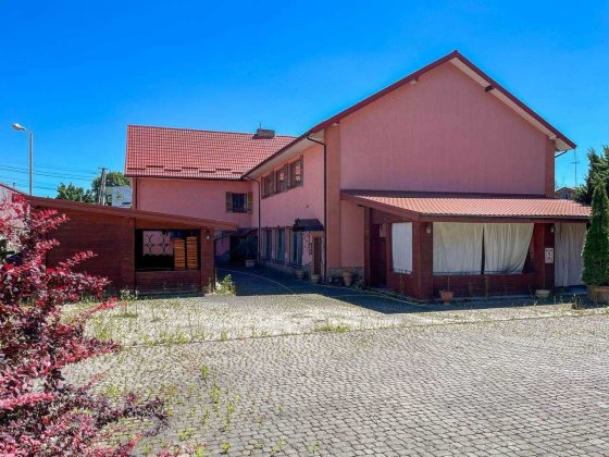 Терміновий продаж будівлі на заїзді у м. Винники. Без комісії! Винники