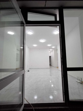 Продається світле та доглянуте комерційне приміщення - фото 1