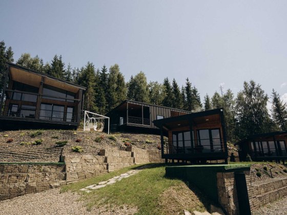 продаж діючого прибутковго бізнесу,Славськ|27сот,330кв.м Славське