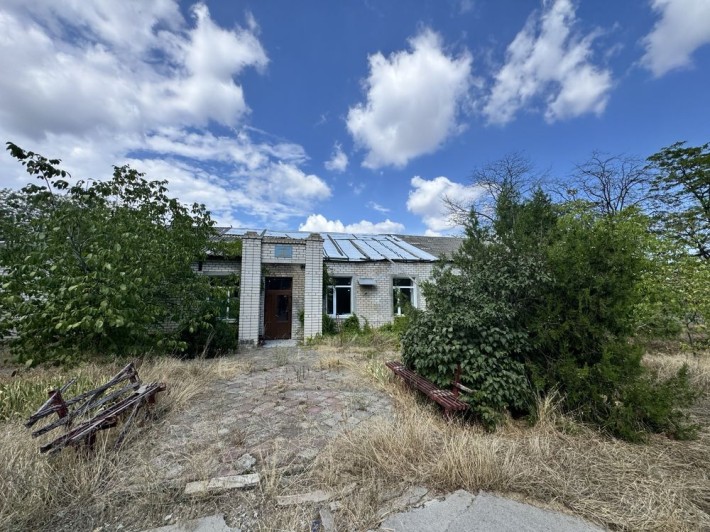 Продаж будівлі і з власною территорією м.Снігурівка Башт.  р-ну - фото 1