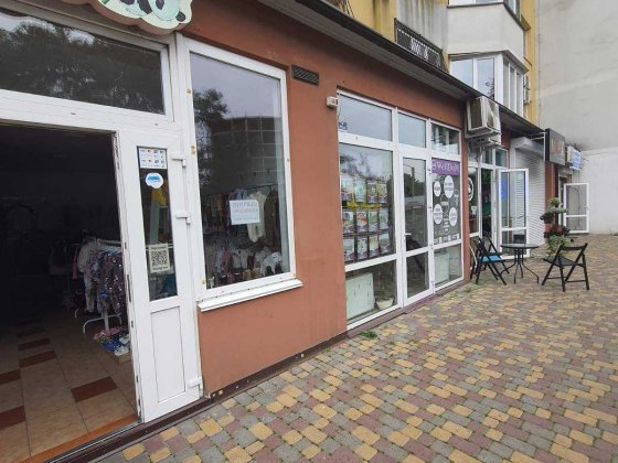 Продам действующий салон красоты на Радужном. Первый этаж. Лиманка