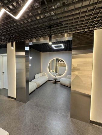 97 кв.м. Салон. Топ локация. Застройщик. Продажа без комисси. - фото 1