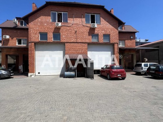 Продаётся действующий коммерческий комплекс с.Лиманка Лиманка