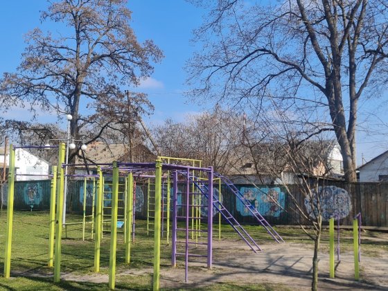 Продам помещения .Решетиловка , Центр . Решетиловка