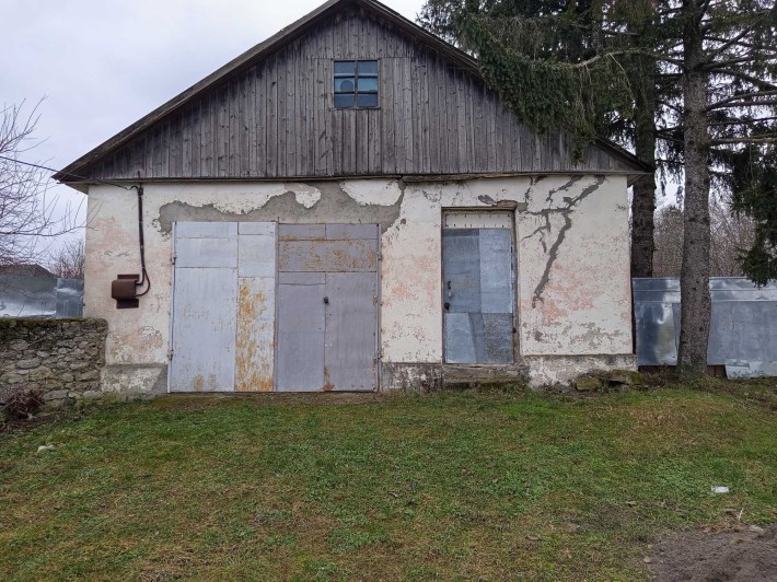 Склад  майстерня  під щеплення горіха заготівку   сушку сухофруктів . - фото 1