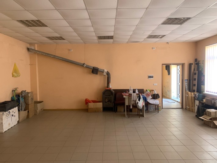 МІ Торговельне приміщення з автомобільними боксами у Великому Кучурові - фото 1