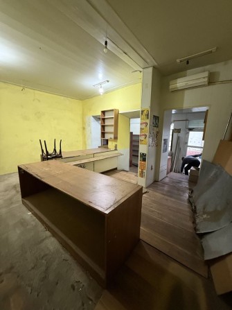 Сдам помещения под магазин или склад напротив рынка - фото 1