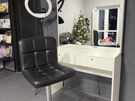 Здам в оренду місце для бровиста/візажиста Александрия