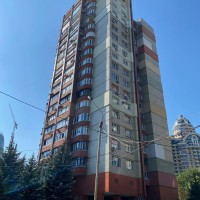 Продаж 3-к квартири вул.Старонаводницька вул.8а Печерський район Київ