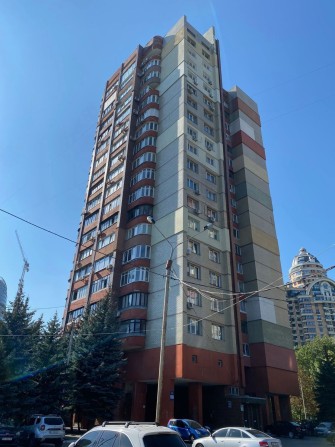 Продаж 3-к квартири вул.Старонаводницька вул.8а Печерський район - фото 1