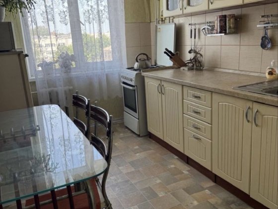 Здам сдам кушетку комнату кімнату під майстра Васильків Васильків