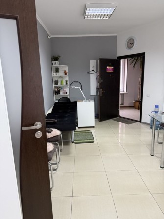 Сдам в оренду місце для майстра манікюру, нарощування вій - фото 1