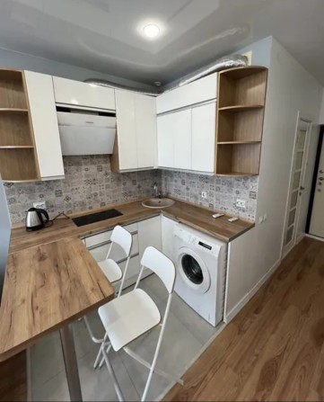 Продаж 1-к квартири  просп. Соборності 17 - фото 1