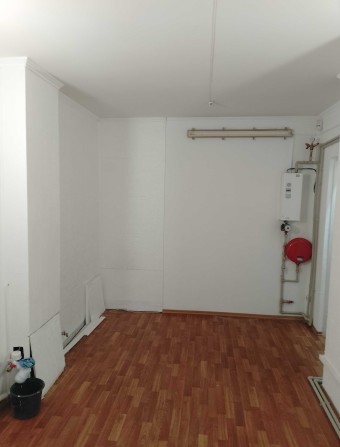 Сдам в аренду комнату в офисе по пр. Металлургов Каменское - фото 1