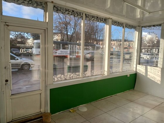 Приміщення,Центр пр.Свободи!Охорона , кондиціонер.Ціна Оренди-договір!