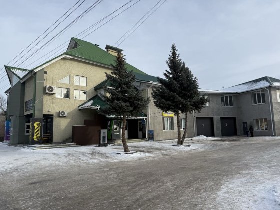 Оренда 200 кв.м на Лівому березі Камʼянського