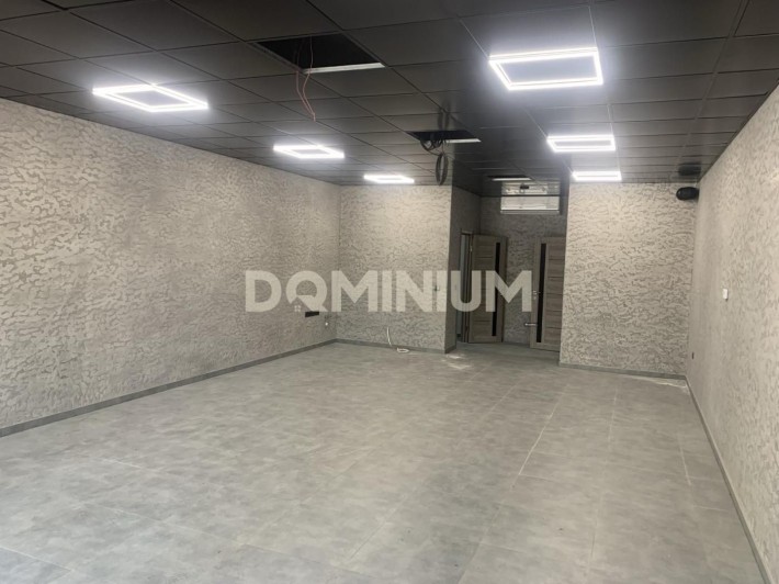 Нове комерційне приміщення 68 м² у м.Виноградів — перша здача - фото 1