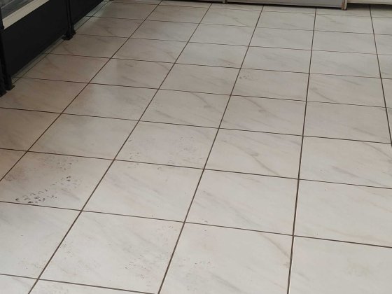 Сдам часть помещения  магазина Каменское