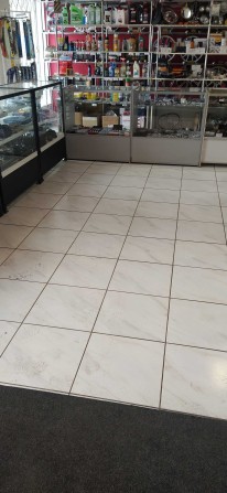 Сдам часть помещения  магазина - фото 1