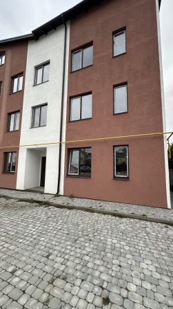 Оренда комерційного приміщення 21 м² | Центр Гостомеля | Поруч озеро - фото 1