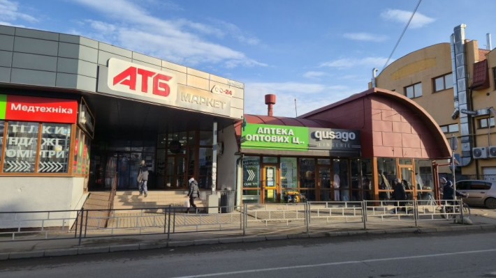 Оренда ЦЕНТР на вході в АТБ навпроти фонтана 38м.кв - фото 1