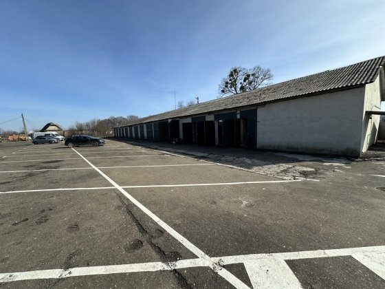 Комерційні гаражні Бокси під СТО з ямами та підйомником, та Склад Калуш