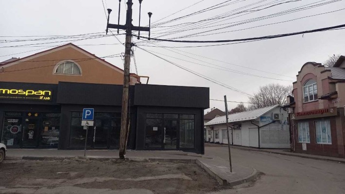 Комерція вільного призначення в центрі міста Калуш 46.8м2 - фото 1