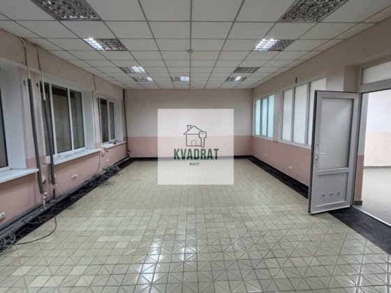 Здається чудове комерційне приміщення з гарною локацією Кам'янець-Подільський