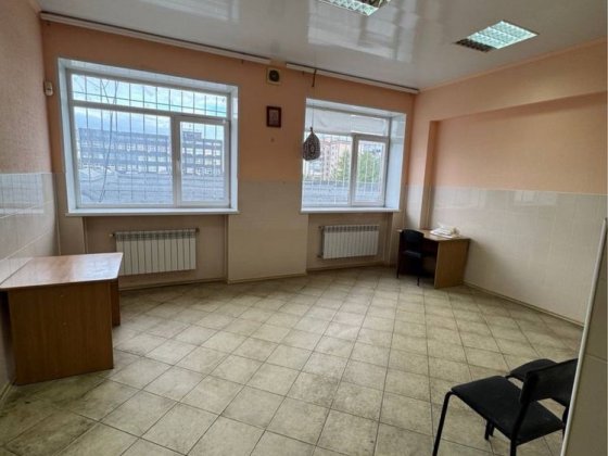 Здам доглянуте приміщення Кам'янець-Подільський