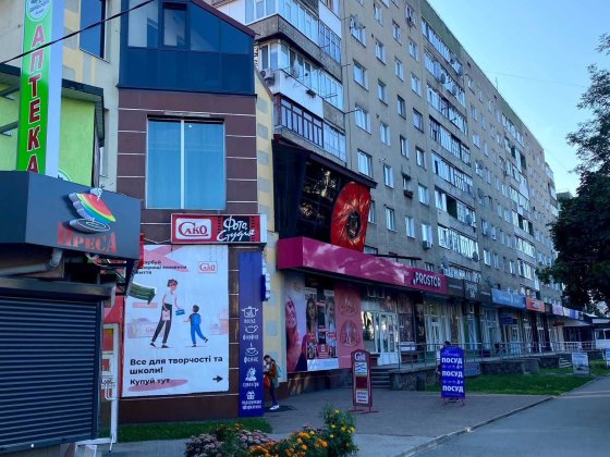 Оренда приміщення першого поверху 53 м.кв. на пр. Л.Українки 15а Калуш