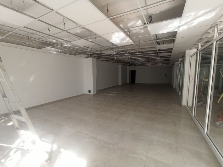 Оренда комерційної нерухомості. Центр міста. - фото 1