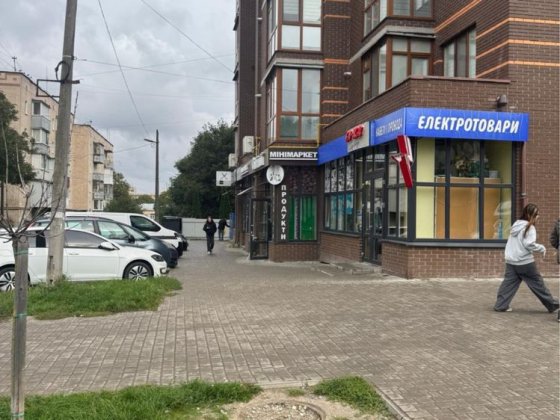 Здам в оренду приміщення на мікрорайоні Кам'янець-Подільський