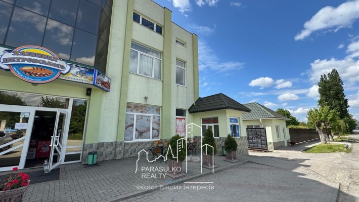 Здам фасадне приміщення вільного призначення - фото 1