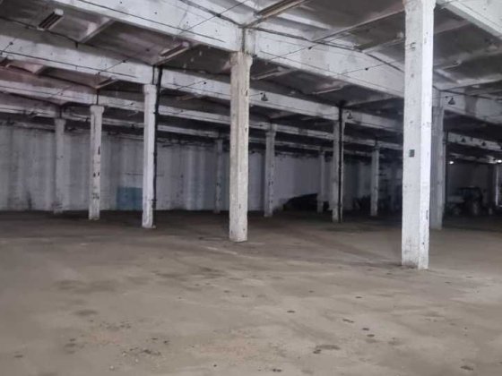 Оренда складського приміщення. 2400 м.кв. Кам'янець-Подільський