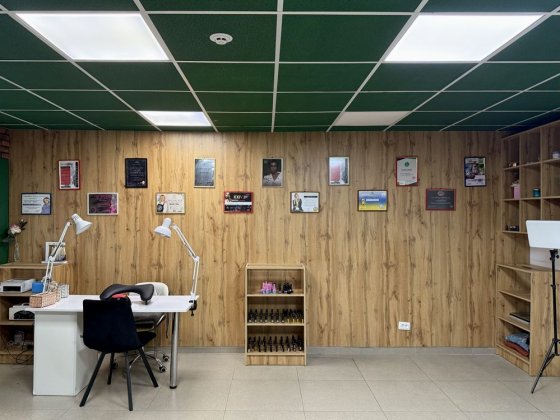 Оренда для майстра манікюру Коростень