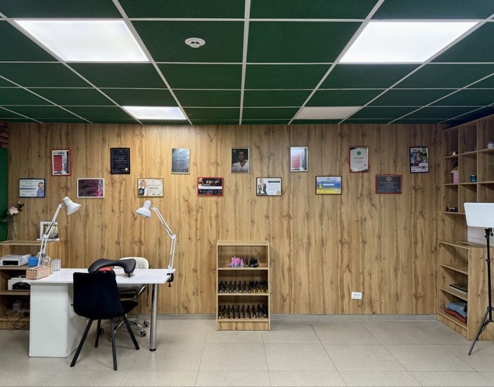 Оренда для майстра манікюру - фото 1