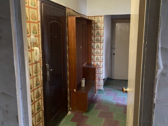 Сдается в аренду 2 комнатная квартира  на Лазурном Краматорск